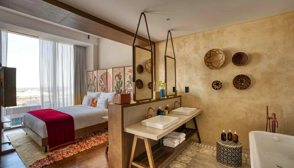 25 ساعت هتل وان سنترال